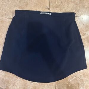 Abercrombie & Fitch. medium mini skirt. Navy. Great condition.